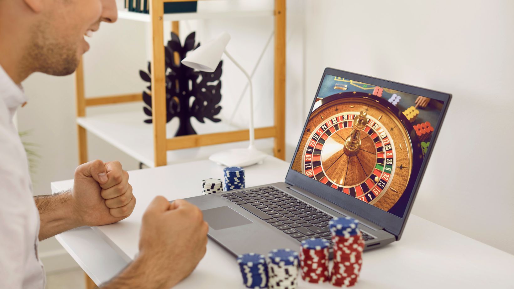 Why some online casinos delay your withdrawal for days